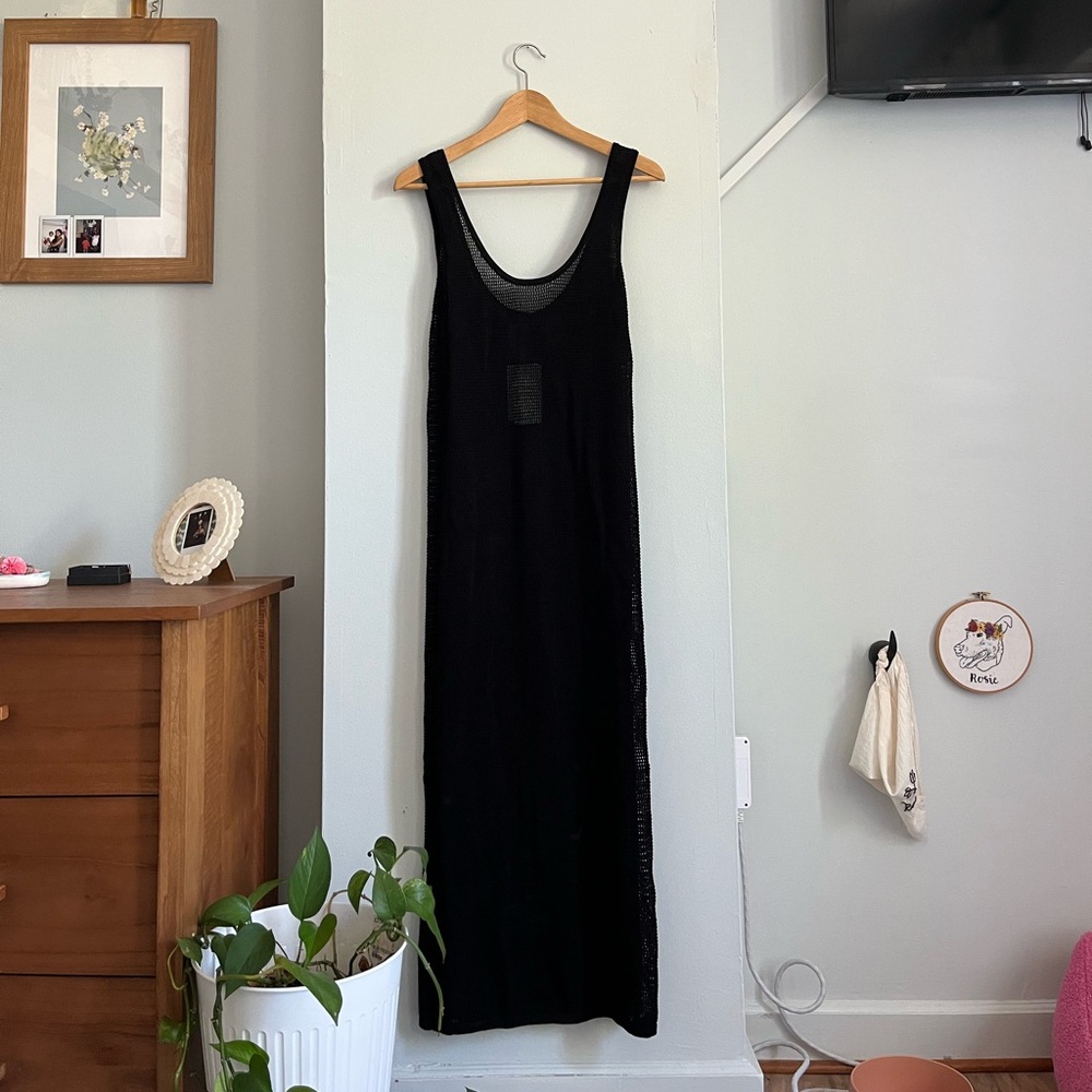 H&M Black Sleeveless Crochet Maxi Dress